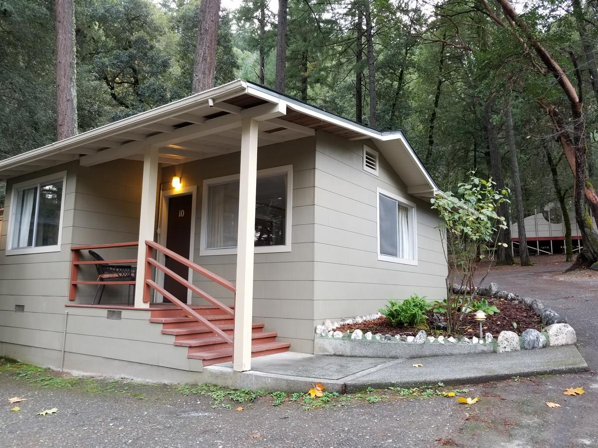 China Creek Cottages Willow Creek Exterior foto